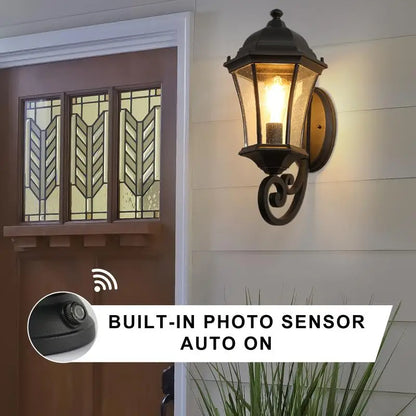 Vintage Outdoor Wall-Mounted Lantern Light